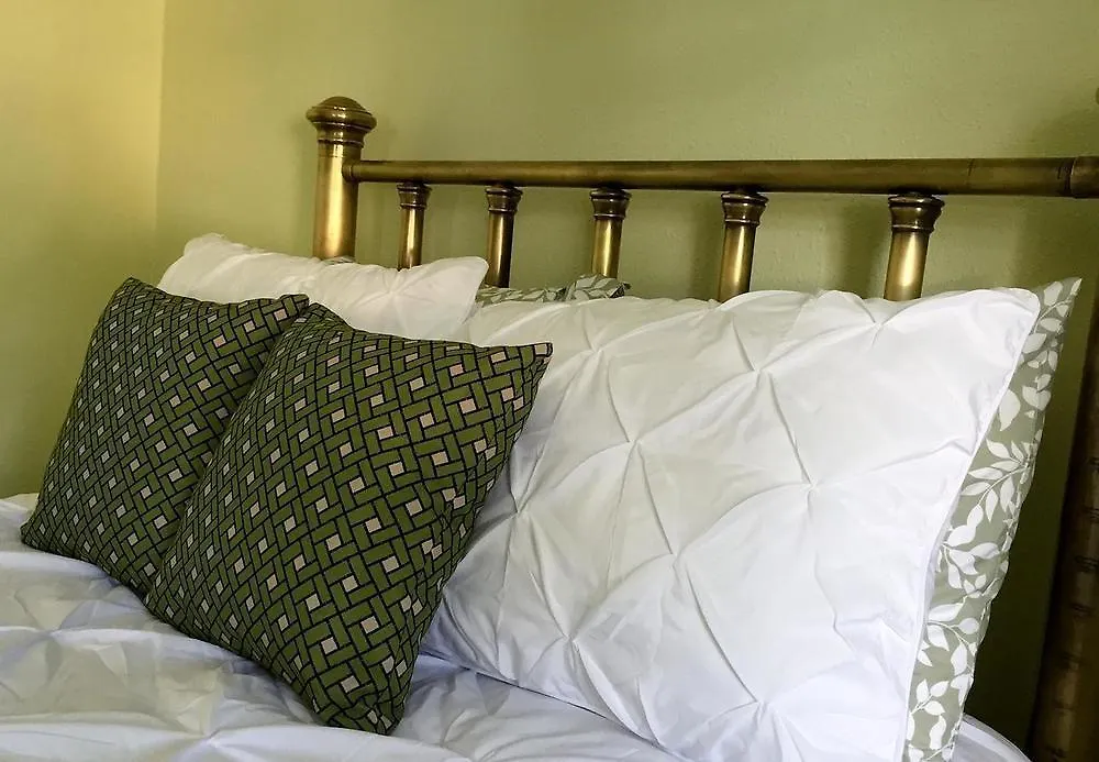 Canyon Creek Bed & Breakfast-1