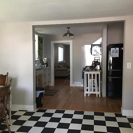 Canyon Creek Bed & Breakfast-3